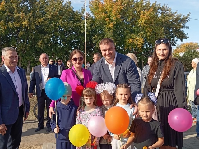 Открытие Красноярской детской школы искусств Открытие Красноярской детской школы искусств.
